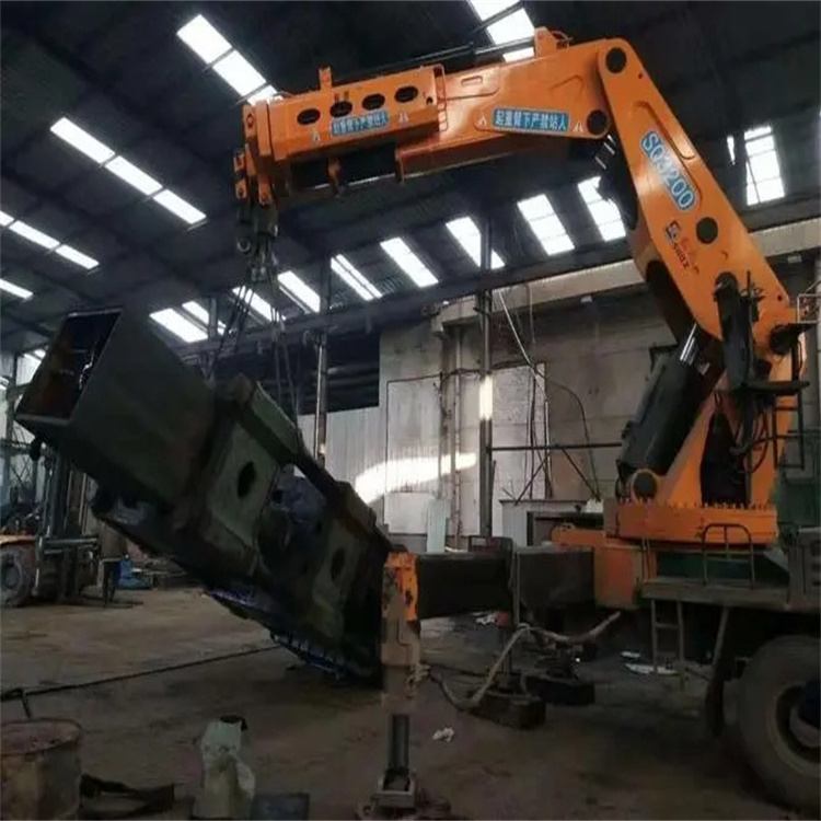 盐城大丰200吨折臂吊出租